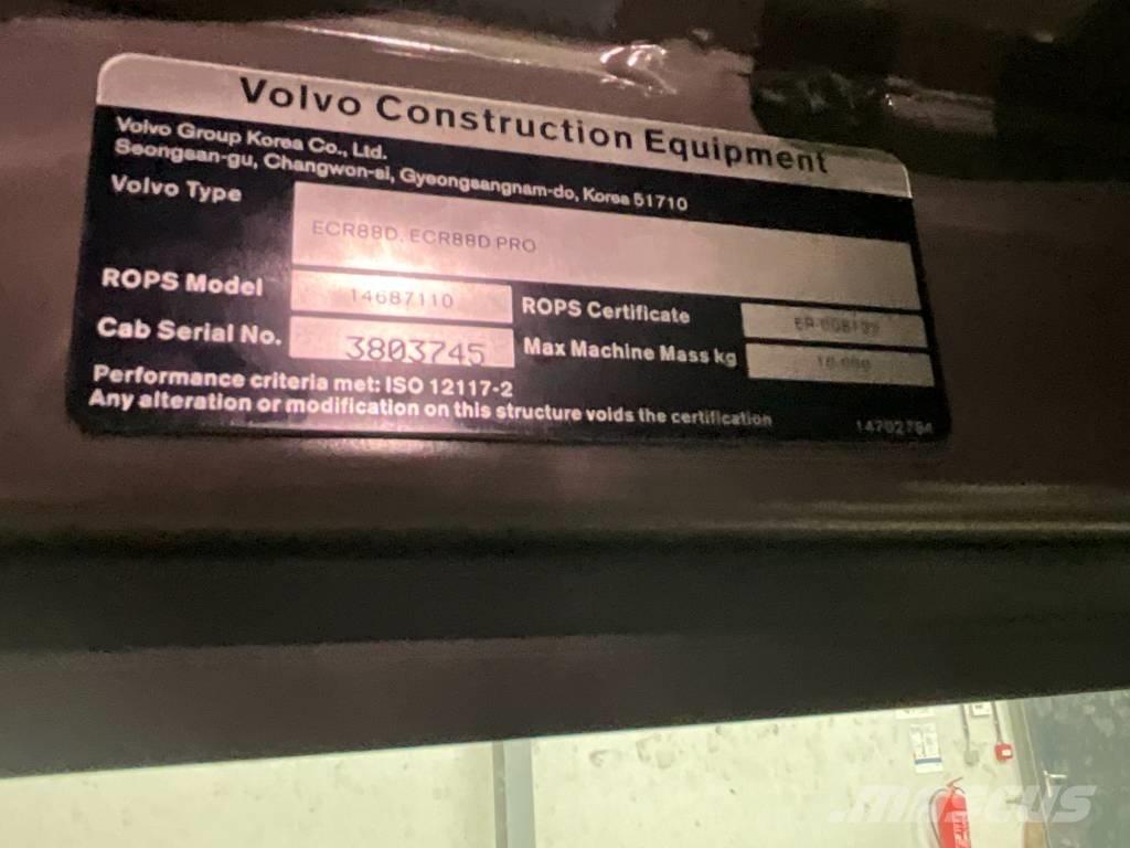 Volvo ECR 88 D Førerhus og Interiør