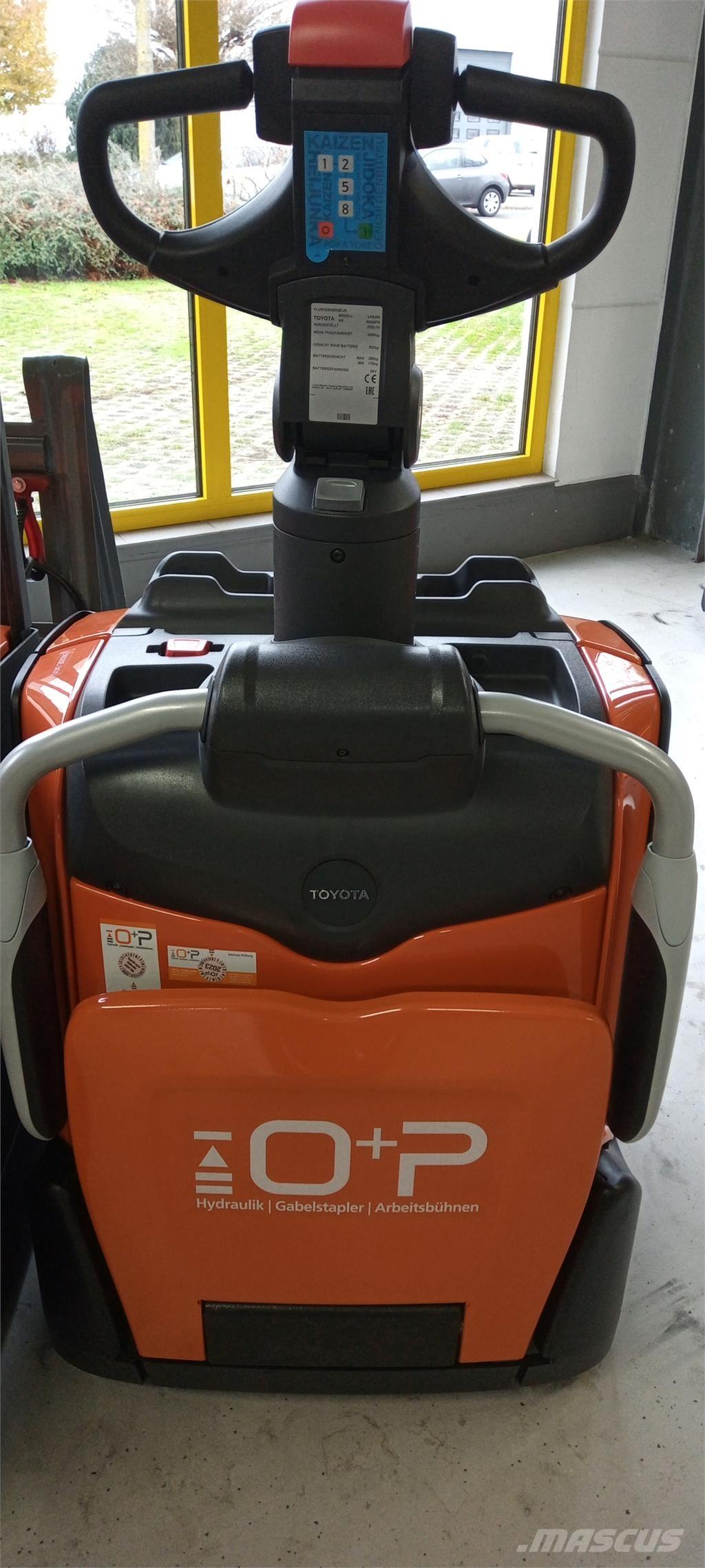 Toyota LPE200 Ledestablere