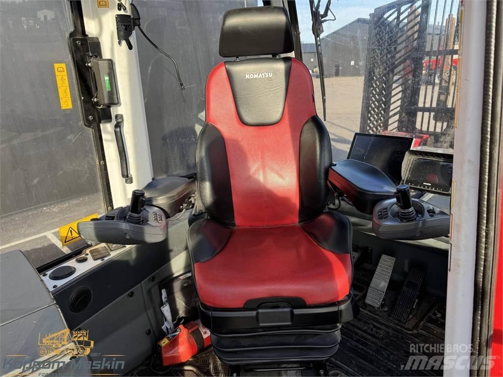 Komatsu 895 Lassbærere