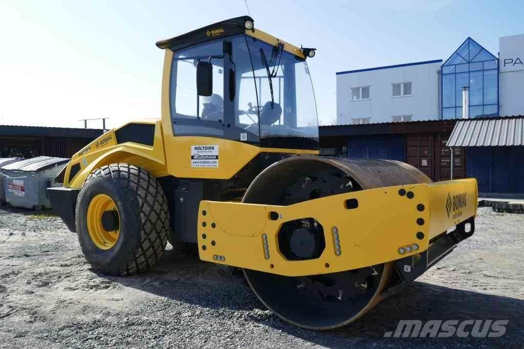 Bomag BW 213 D-5 Hjullaster til komprimering