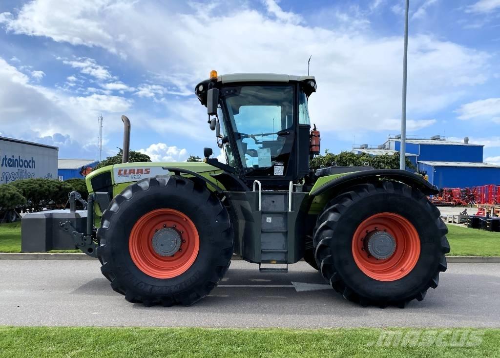 CLAAS Xerion 3800 Traktorer