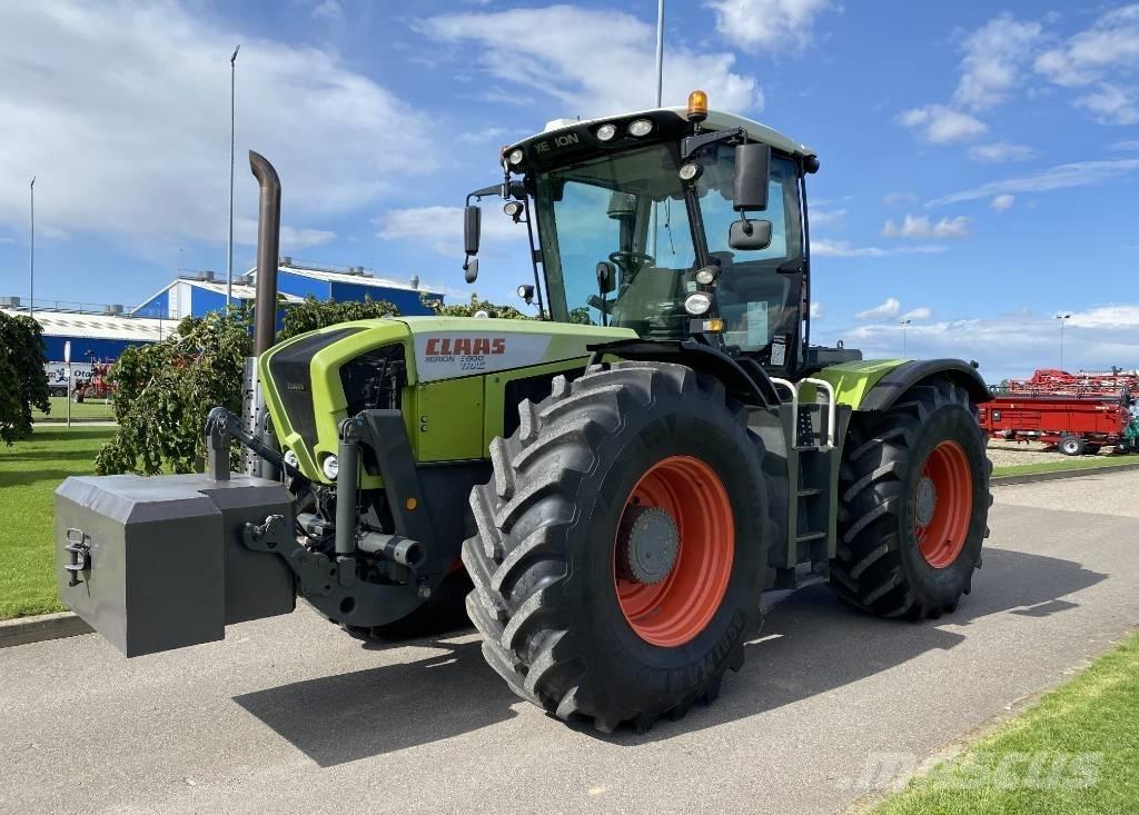 CLAAS Xerion 3800 Traktorer