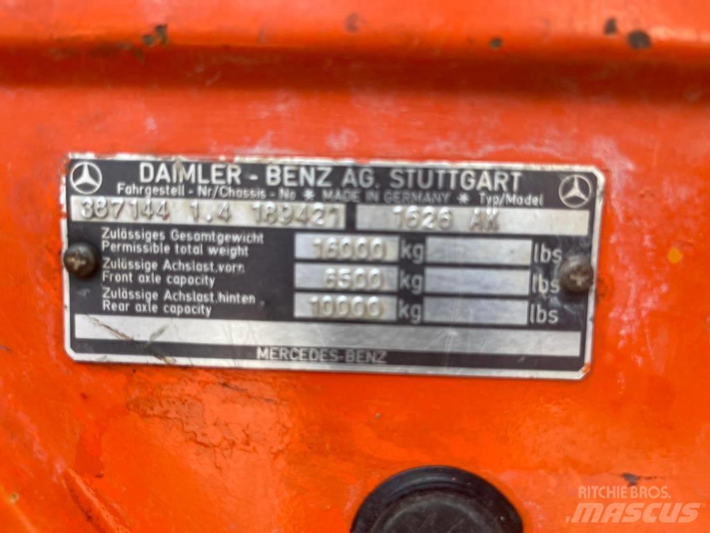 Mercedes-Benz 1626K Kranbil