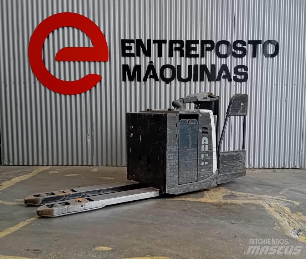 UniCarriers PMR 200F Lavtløftende truck med platform