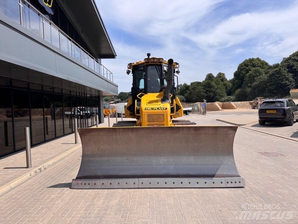 Komatsu D51PXi-24EO Dozere Beltegående