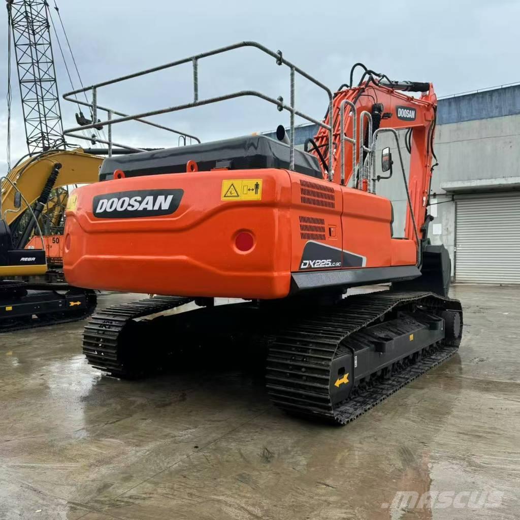 Doosan DX 225 LC Beltegraver