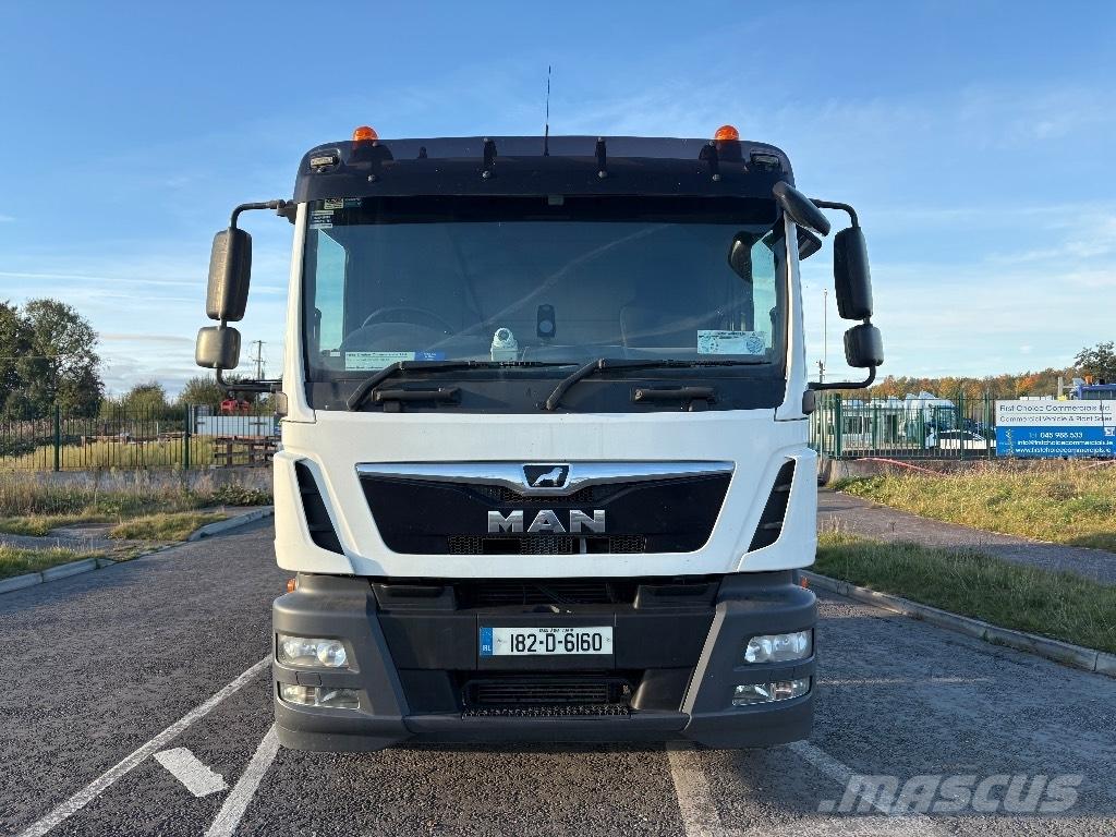 MAN TGM 18.250 Liftdumper biler