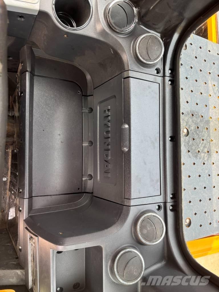 Hyundai R 350LVS Beltegraver