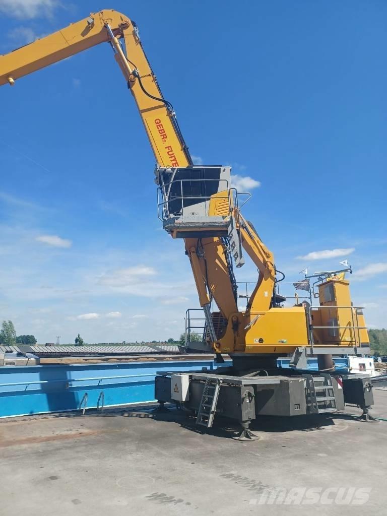 Sennebogen 830 M Gravemaskiner for avfallshåndtering