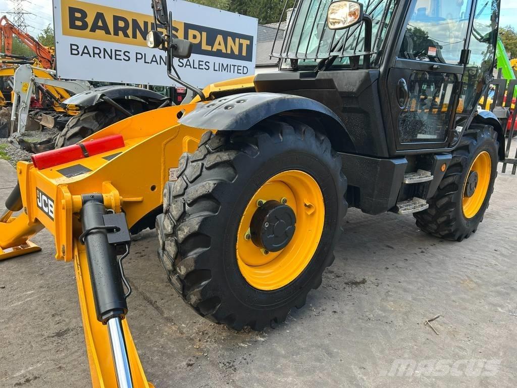 JCB 535-125 Hiviz Teleskoplastere