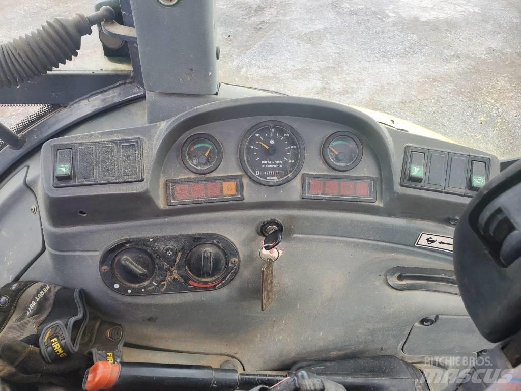 New Holland LB 75 Hjulgravere