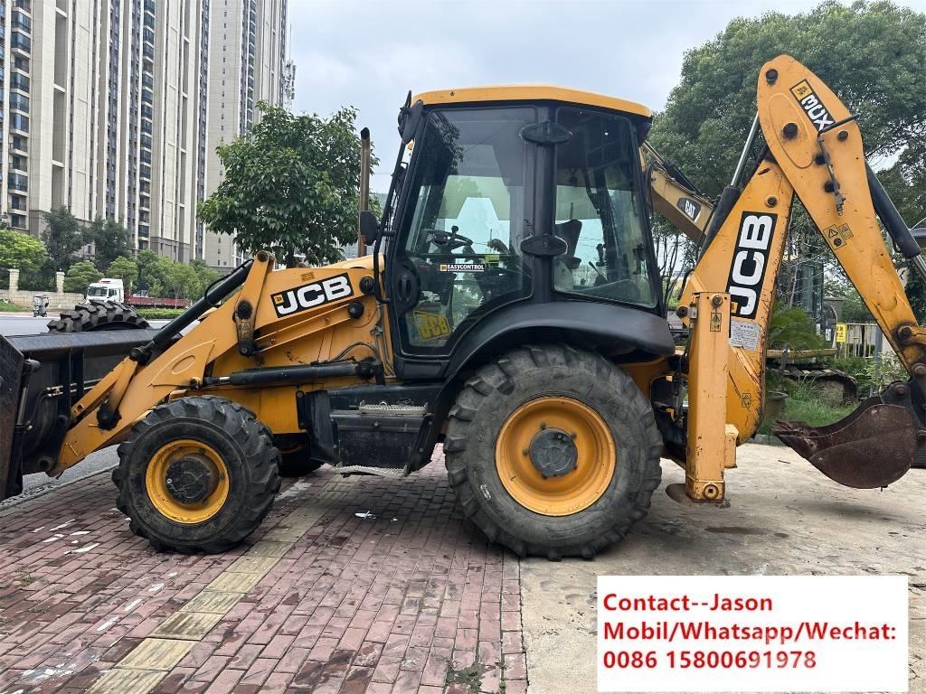 JCB 3 CX 4 T Traktorgravere