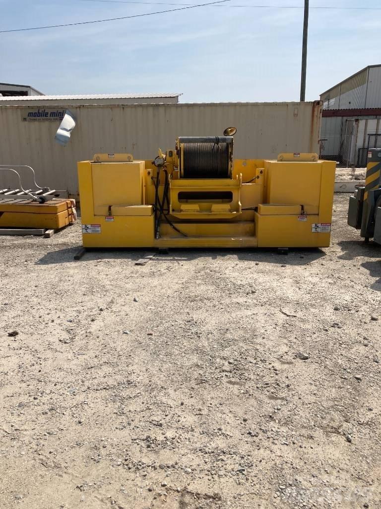 Grove RT 9130 E Røff terreng kraner
