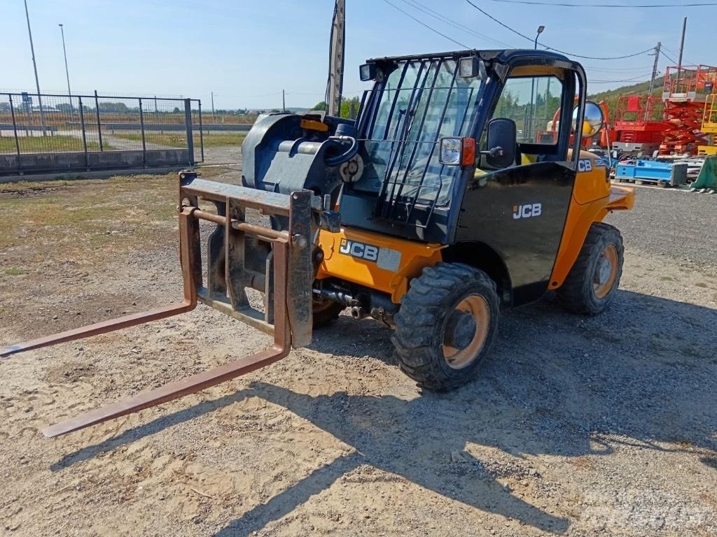 JCB 520-40 Teleskoplastere