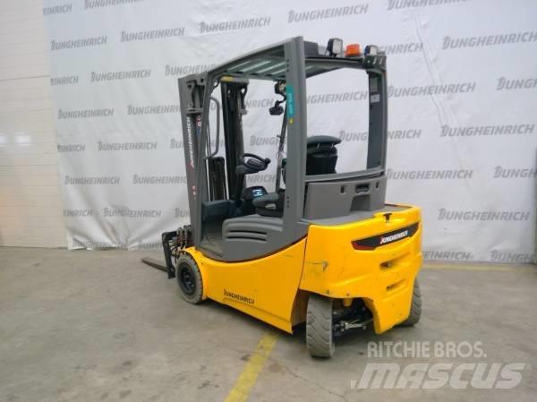 Jungheinrich EFG 320 Elektriske trucker