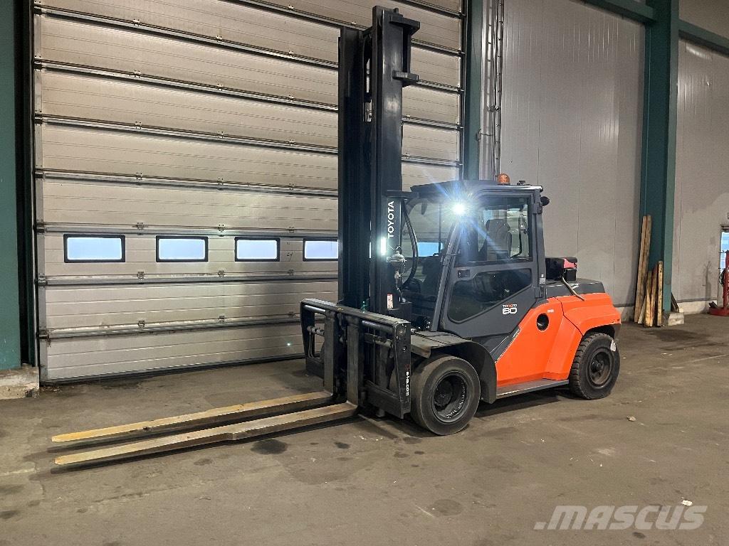 Toyota 40-8 FD 80 N Diesel Trucker