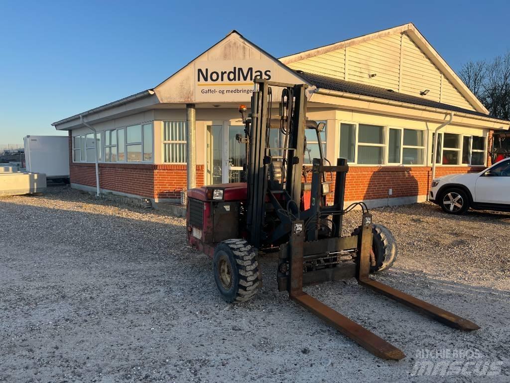 Moffett M4 25.3 Diesel Trucker