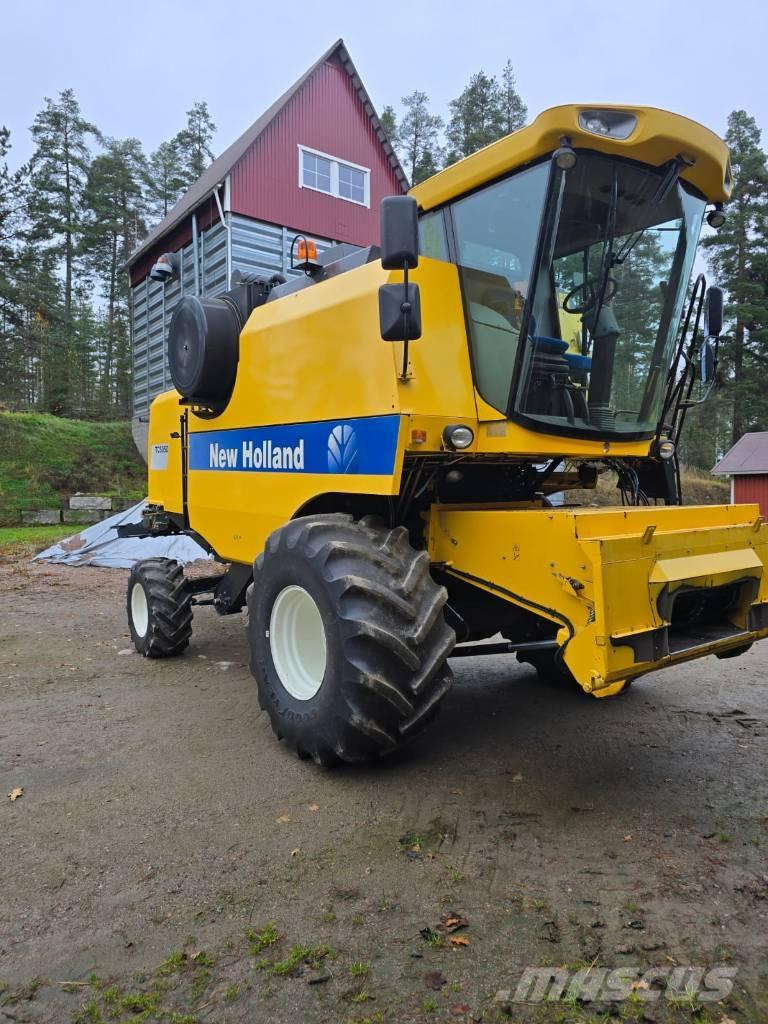 New Holland TC 5050 Skurtreskere