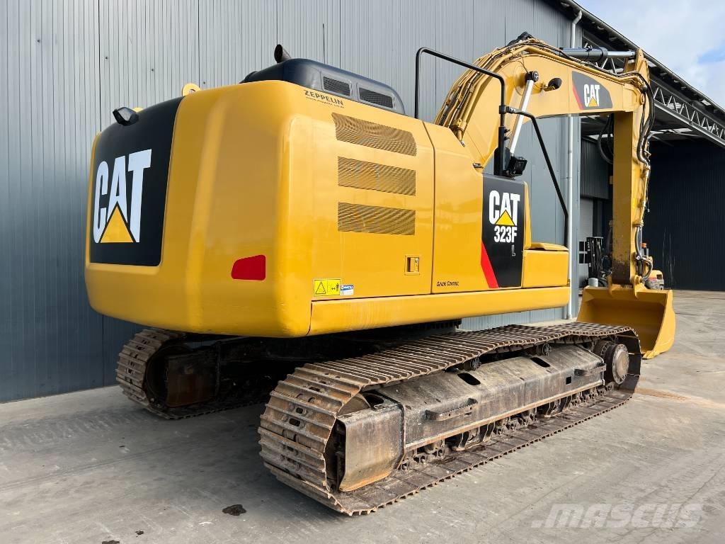 CAT 323F L Beltegraver
