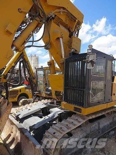 Liebherr 944C Spesialtilpassede gravemaskiner
