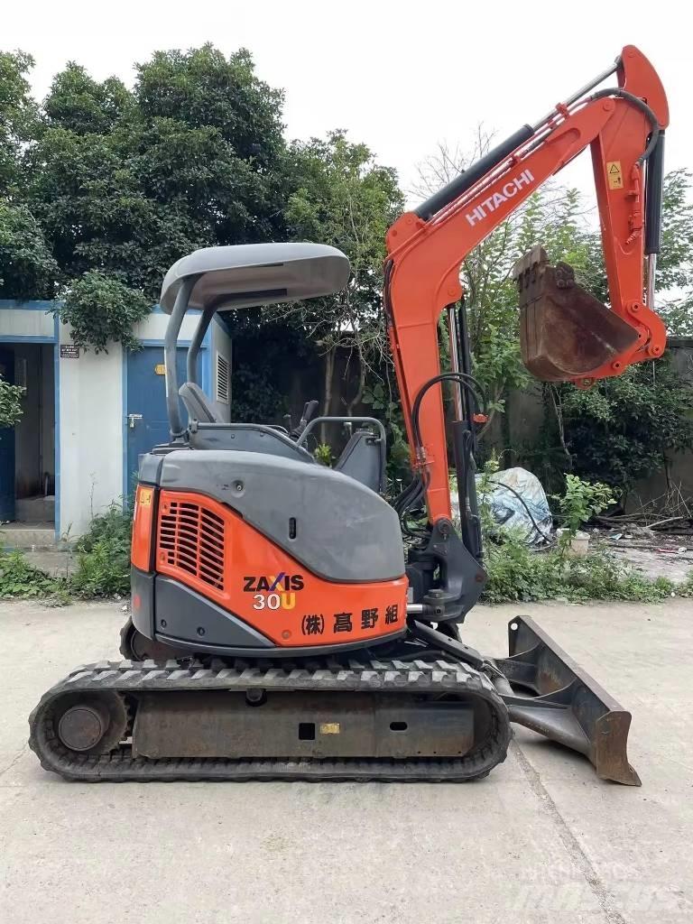 Hitachi ZX 30 U Minigravere <7t