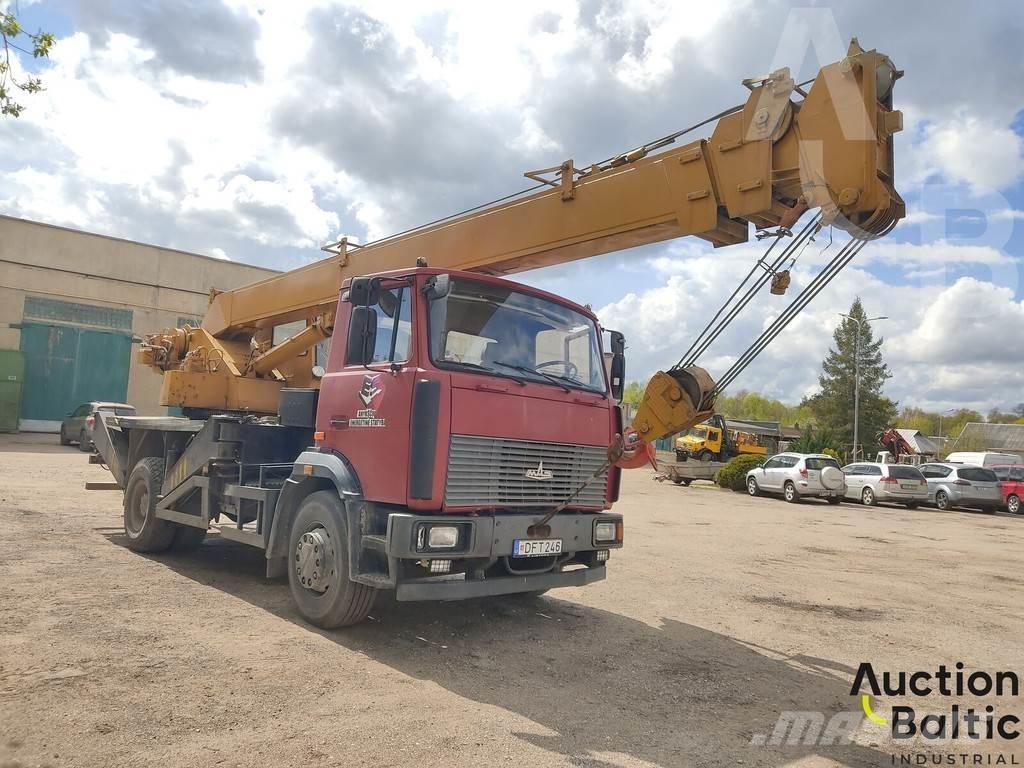 MAZ 533731 Kranbil
