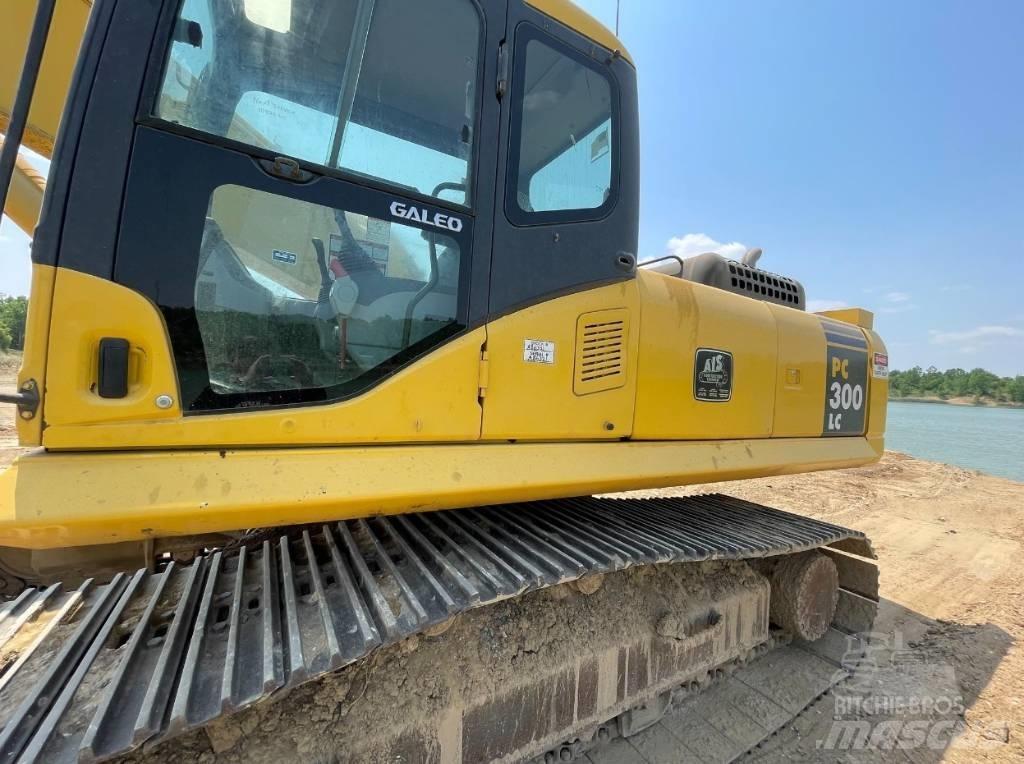Komatsu PC 300 LC Beltegraver