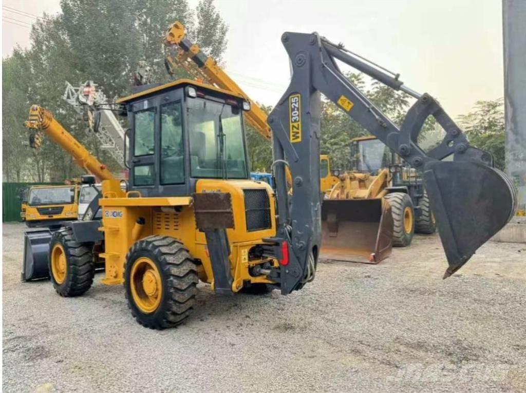 XCMG WZ 30-25 Traktorgravere
