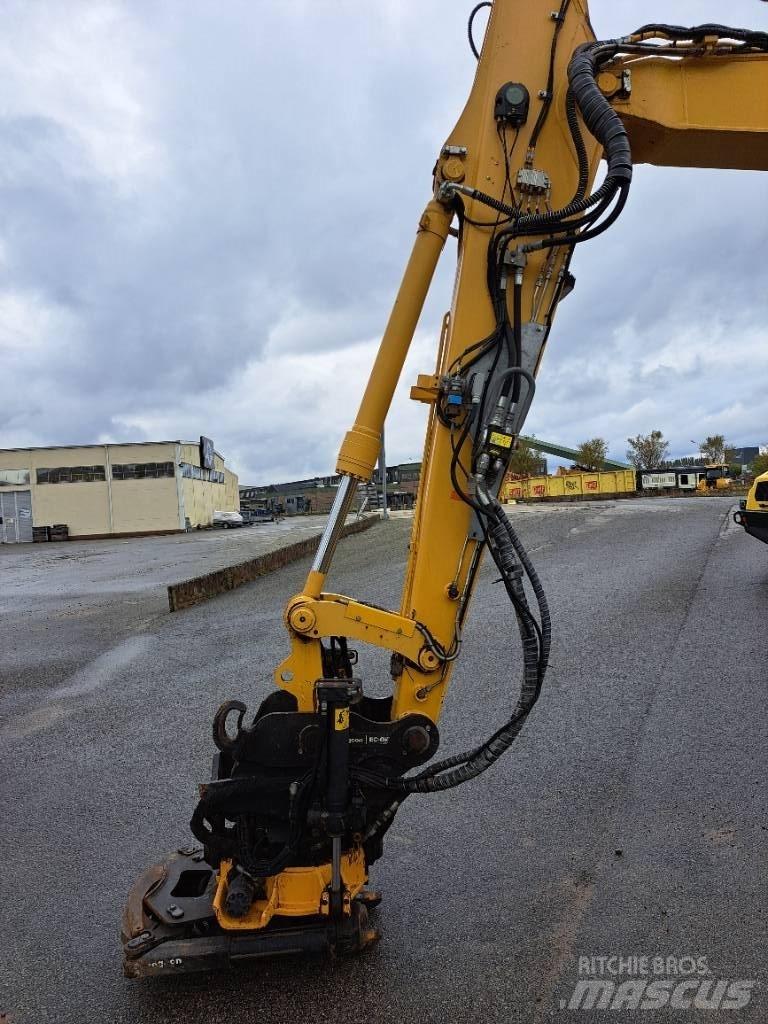 Komatsu PW148-11 Hjulgravere