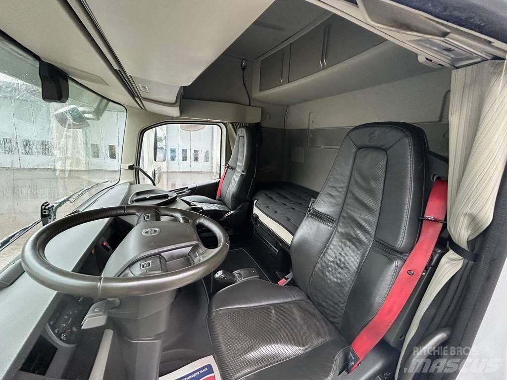 Volvo FH Flakbil Planbiler