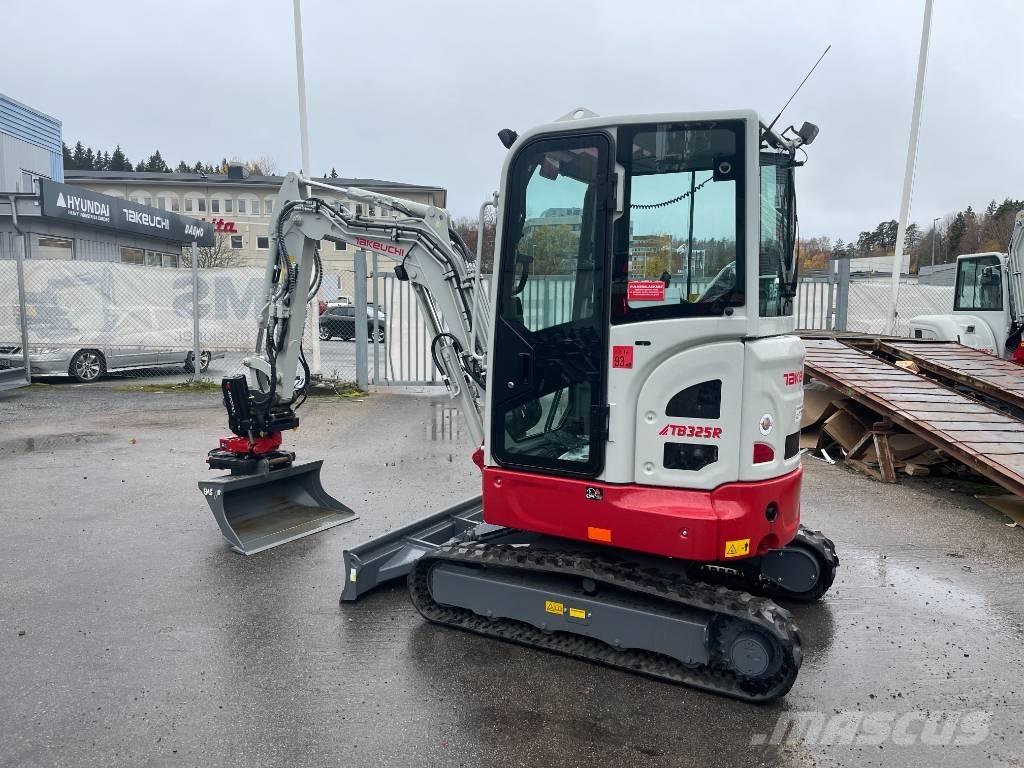 Takeuchi TB 325 R Minigravere <7t