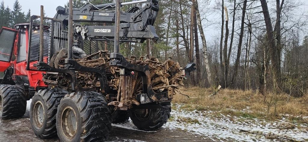 Komatsu 835 Lassbærere