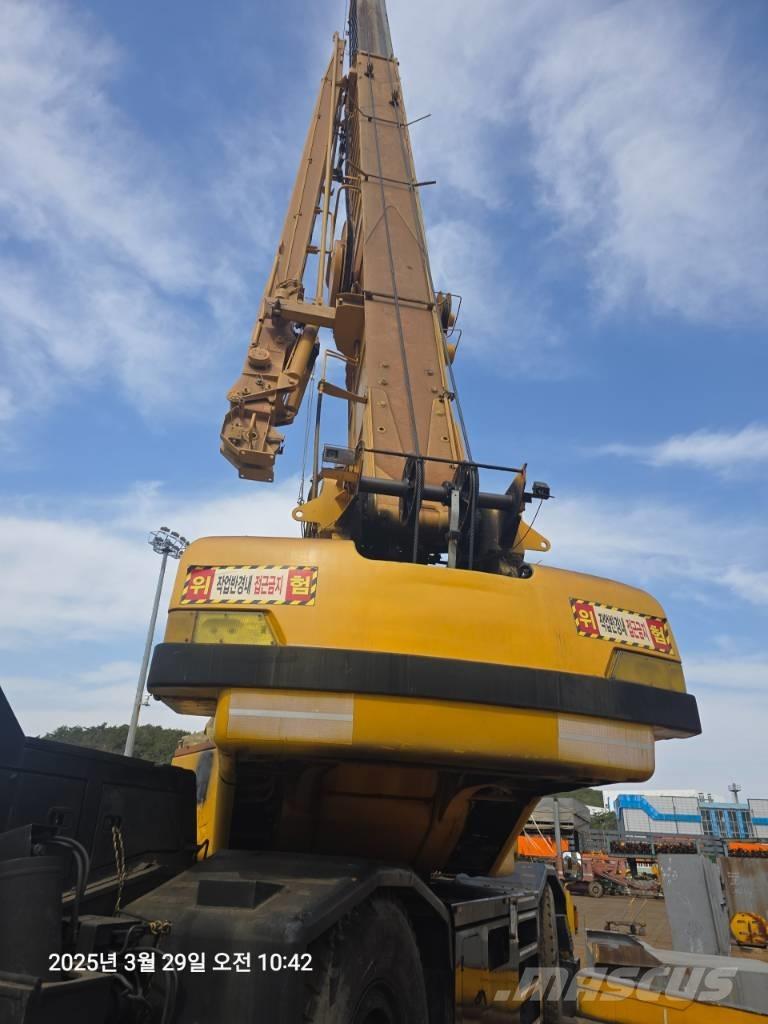 Kobelco RK 450 Røff terreng kraner