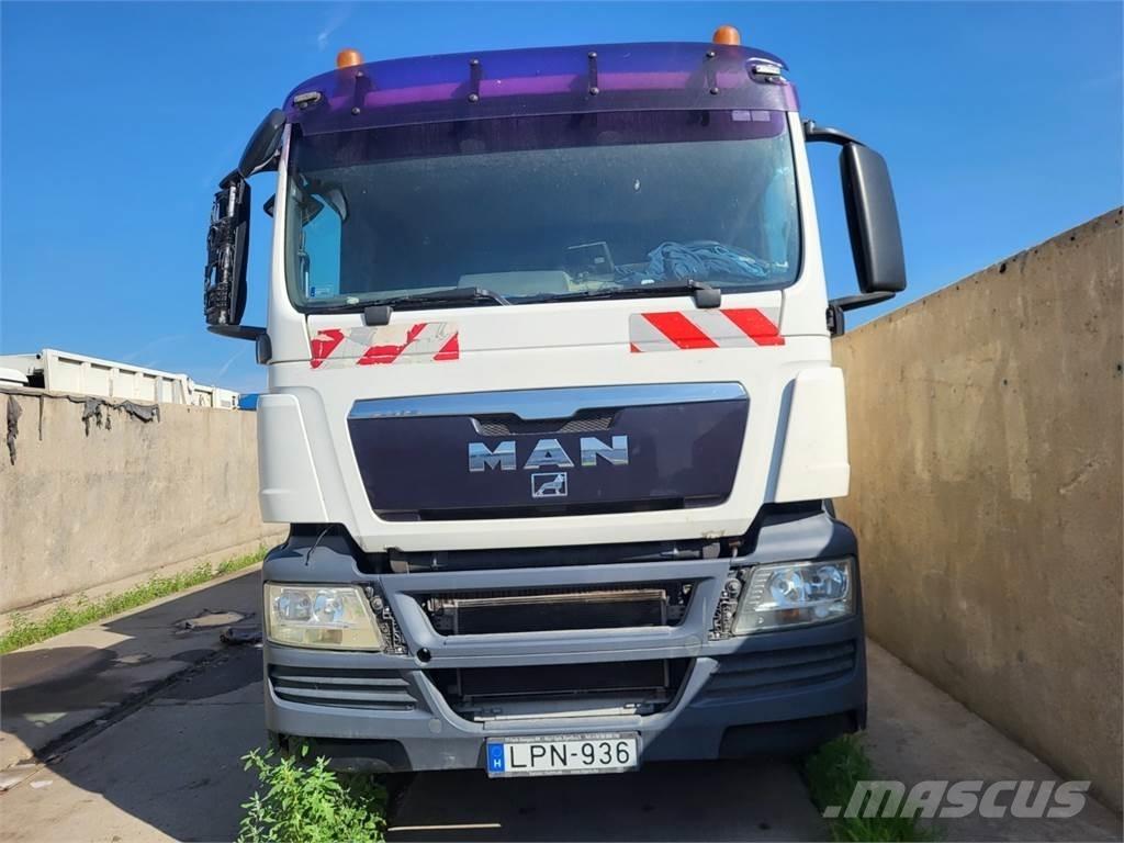 MAN TGS 28.320 6X2 Chassis