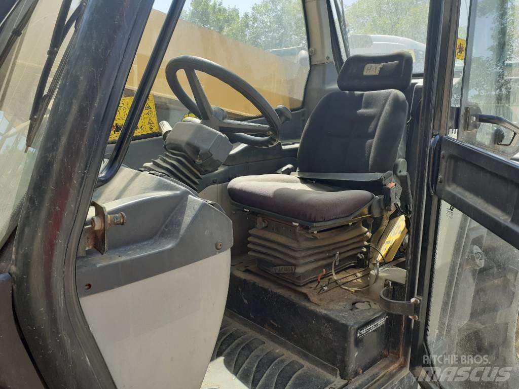 CAT TH 337 c Teleskoplastere for Landbruk