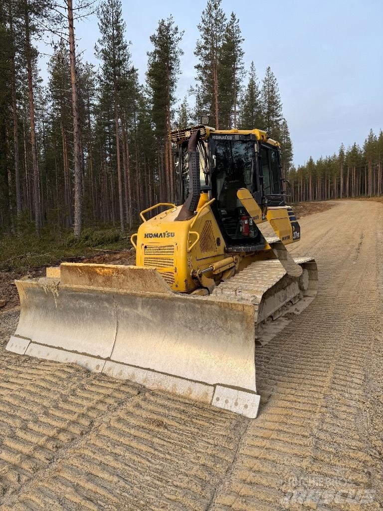 Komatsu D 37 PX-23 Dozere Beltegående