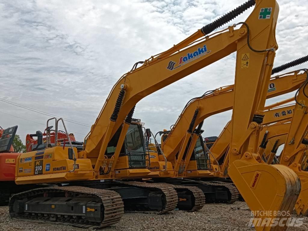 Komatsu PC 210-8 Beltegraver