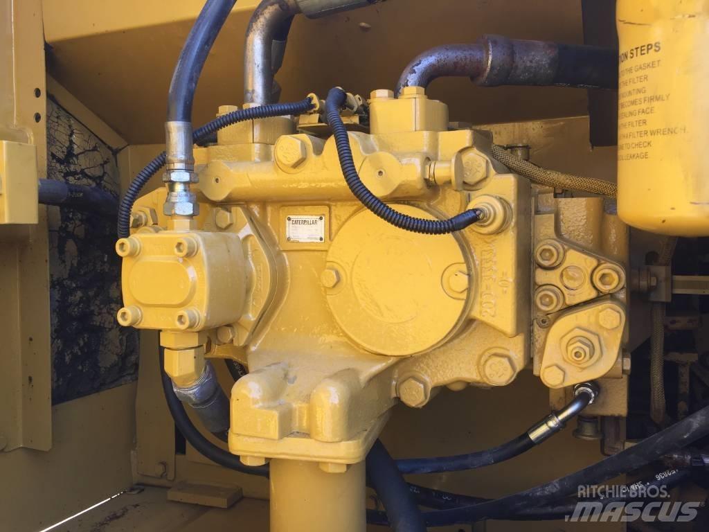 CAT 320 D Beltegraver