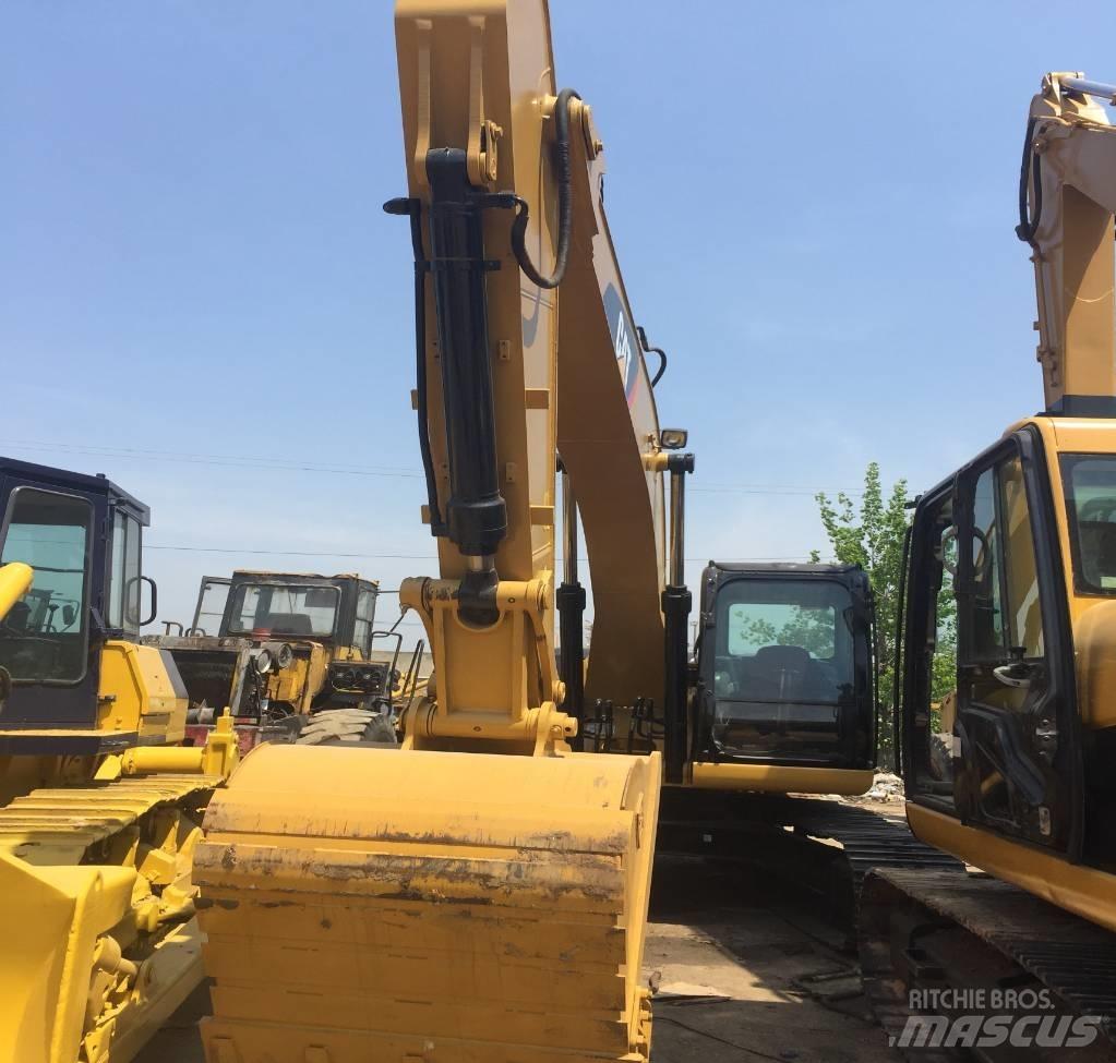CAT 320 D Beltegraver