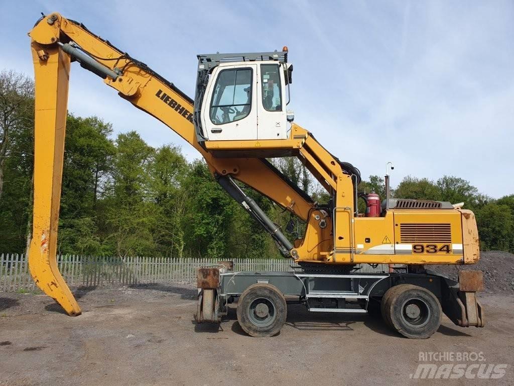 Liebherr A 934 C Gravemaskiner for avfallshåndtering