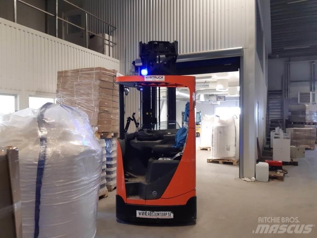 BT RRE200E Skyvemasttruck