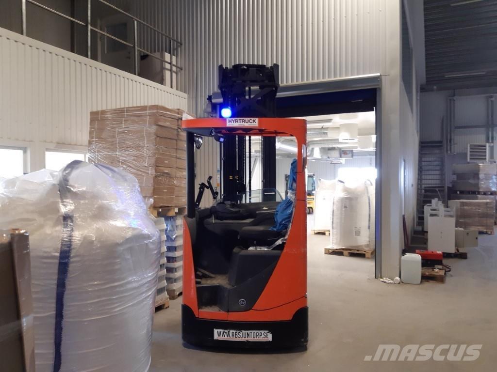 BT RRE200E Skyvemasttruck