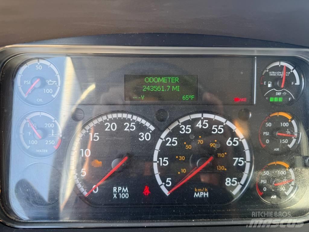 Freightliner M 106 Skapbiler
