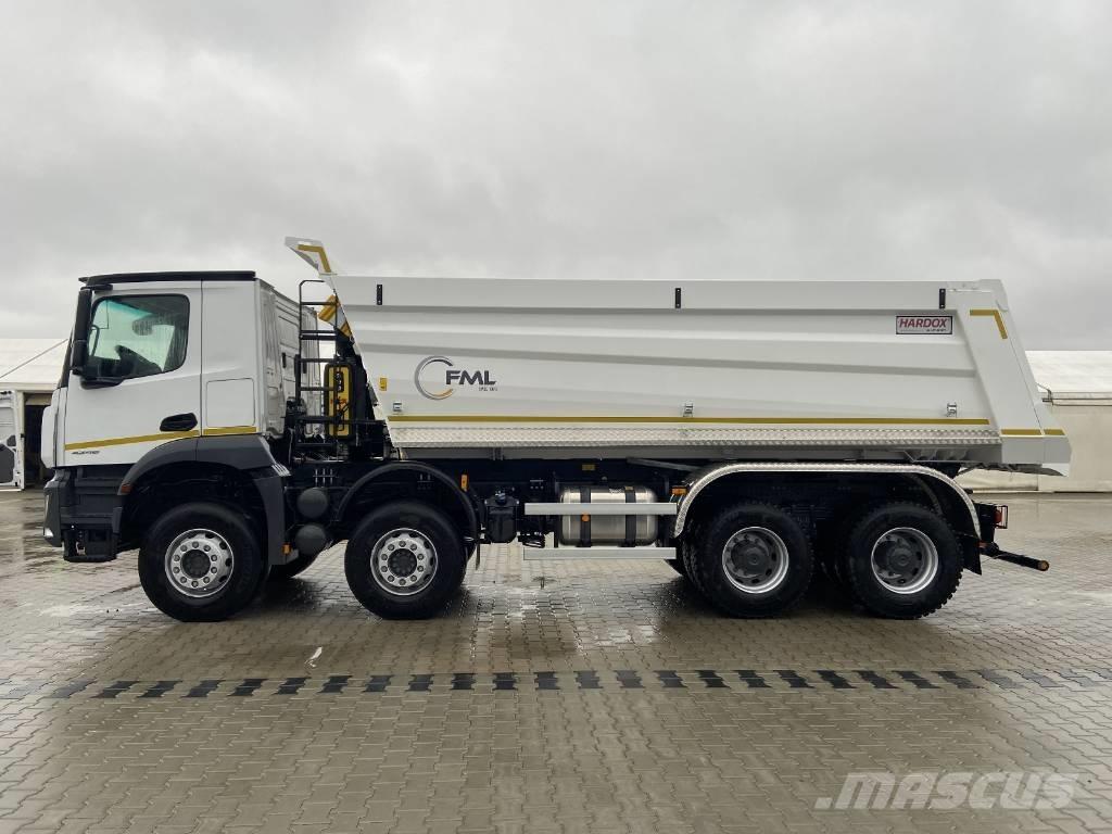 Mercedes-Benz 4143 Tippbil