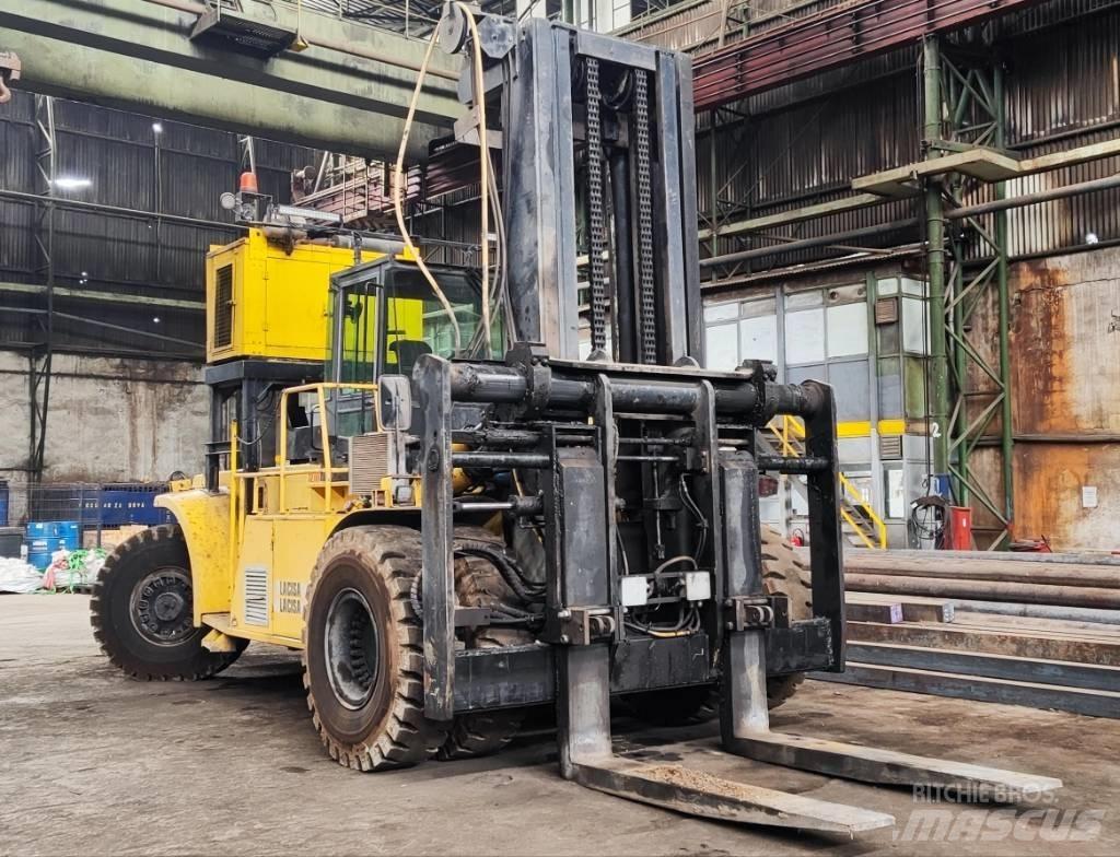 Hyster H32.00F-CM Diesel Trucker