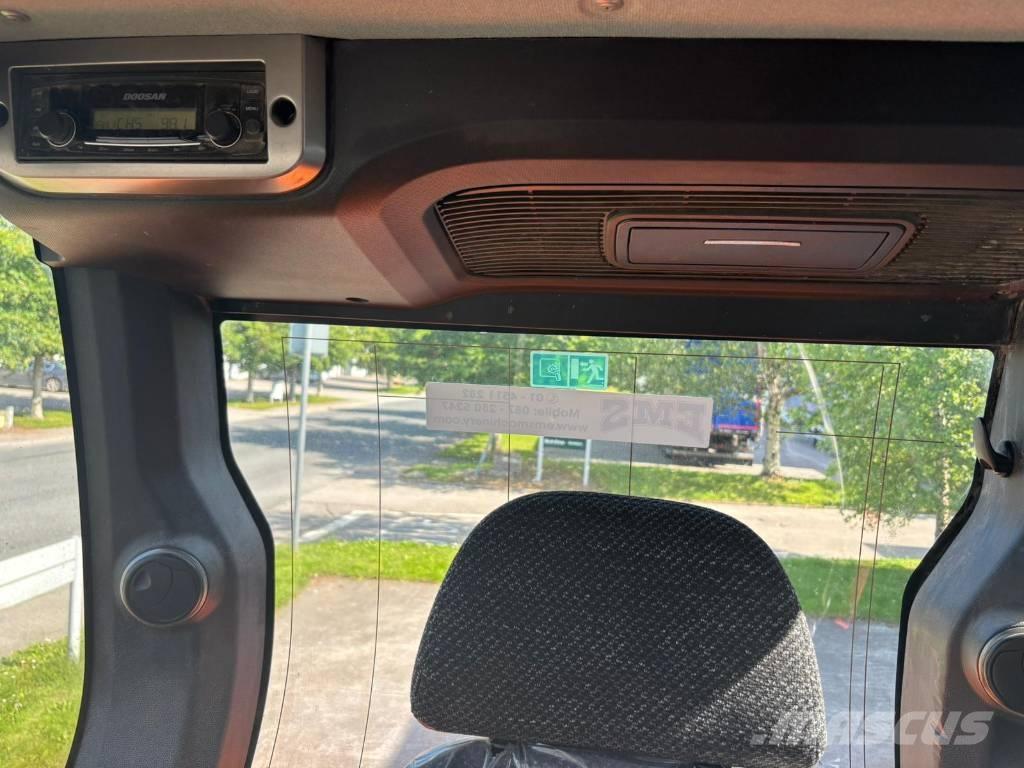 Doosan DX 57 W-5 Hjulgravere