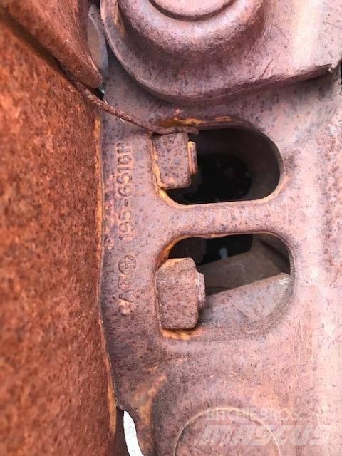 CAT D 6 Belter, kjettinger og understell