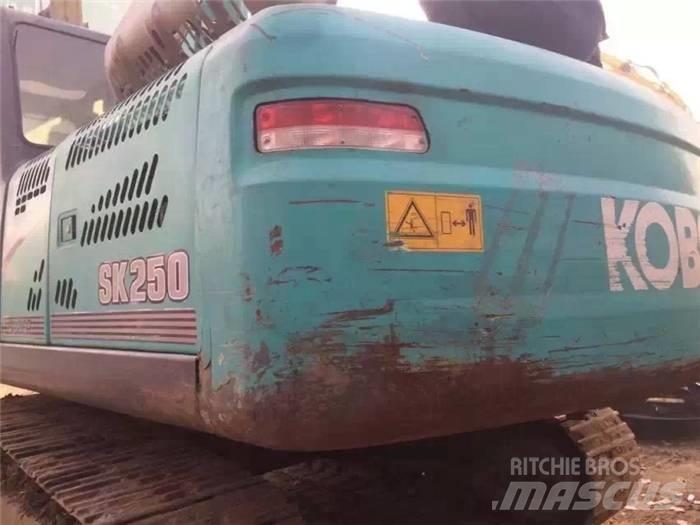 Kobelco SK 250-8 Beltegraver