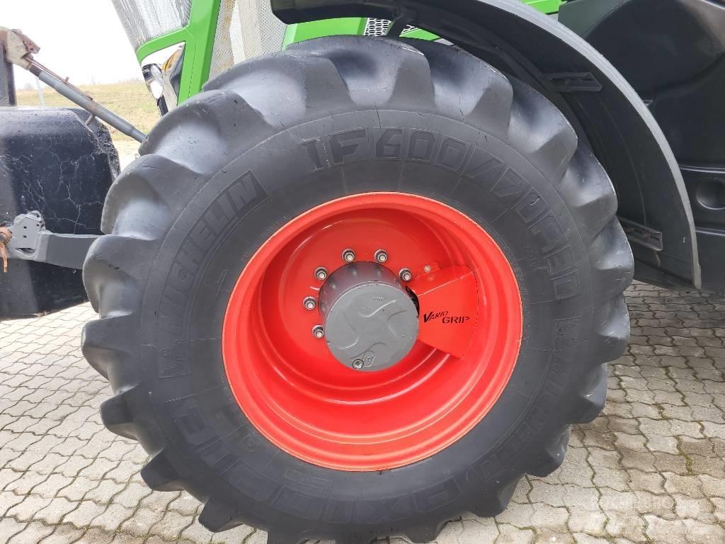 Fendt 828 Vario Traktorer