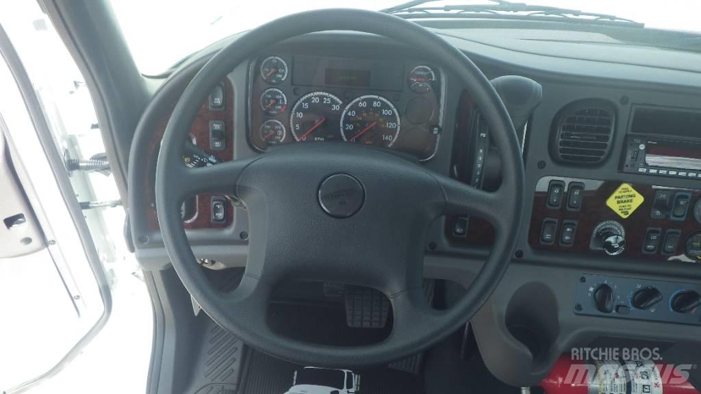 Freightliner M2106 Chassis